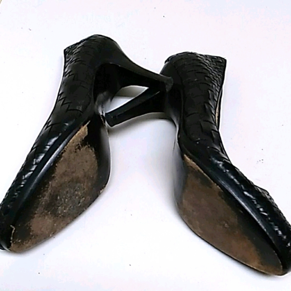 Black vintage Nike Air Cole Haan Ladies dress spor